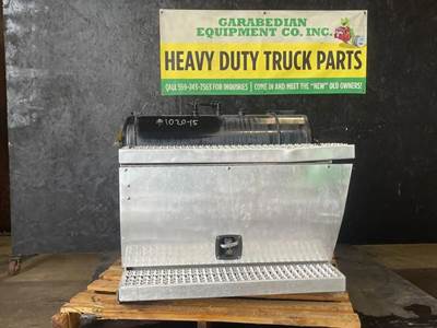 Peterbilt 386 Tool Box