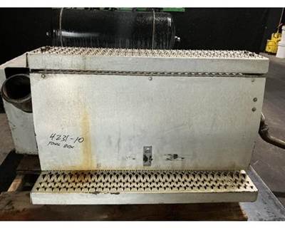 Peterbilt 386 Right Tool Box
