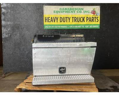 Peterbilt 386 Tool Box