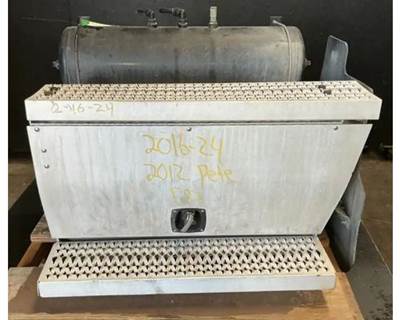 Peterbilt 587 Tool Box
