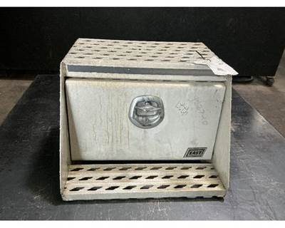 Passenger Side Aluminum Frame Mounted Tool Box From 2006 International 9200I