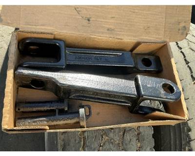 Kenworth T680 Tow Hook
