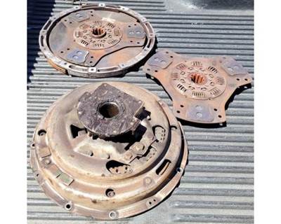 Eaton-Fuller FS6306X Transmission Clutch Housing for a Freightliner FL70