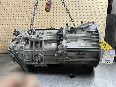 Detroit DT12-DA Transmission for a Freightliner CASCADIA