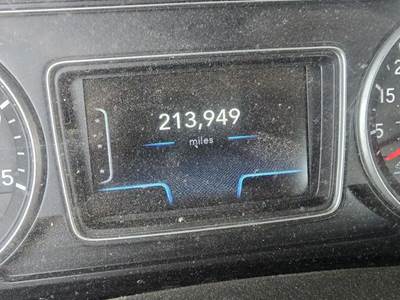 Eaton-Fuller EEO17F112C Transmission for a International RH613