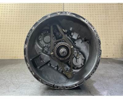 Eaton-Fuller EEO17F112C Transmission for a International RH613