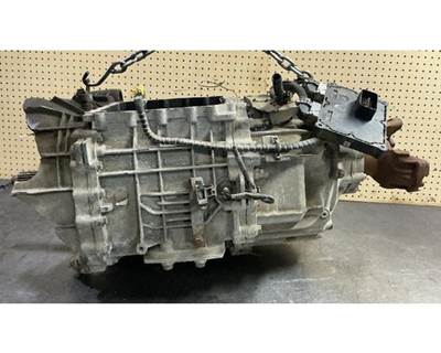 Eaton-Fuller EEO18F112C Transmission for a Kenworth T680