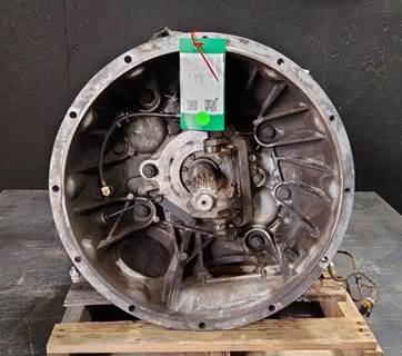 Eaton-Fuller FAM14810BEA3 Transmission for a Volvo VNL