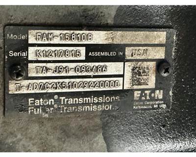Eaton-Fuller FAM15810B Transmission for a Peterbilt 579