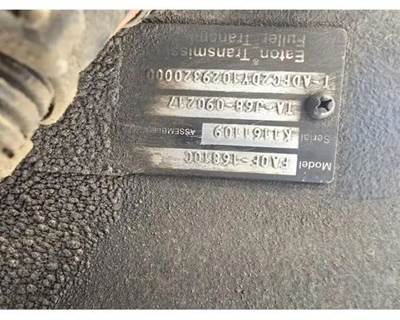 Eaton-Fuller FAOF16810C Transmission for a Kenworth T880