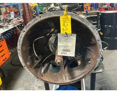 Eaton-Fuller FAOM15810SEC3 Transmission for a Freightliner Cascadia 125