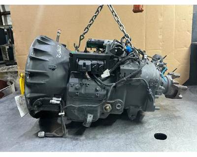 Eaton-Fuller FO14E310CLAS Transmission for a Kenworth T680