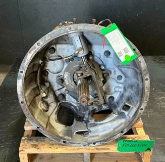 Eaton-Fuller Transmission for a Freightliner Cascadia 125