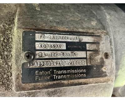 Eaton-Fuller FO16E310CLAS Transmission for a Kenworth T800