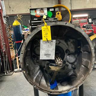 Eaton-Fuller FR15210B Transmission for a Freightliner Cascadia 125