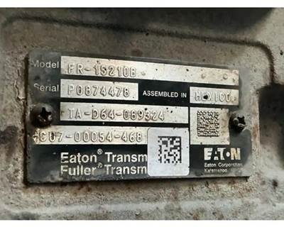 Eaton-Fuller FR15210B Transmission for a Freightliner Cascadia 125
