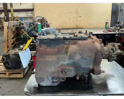 Eaton-Fuller FR15210B Transmission for a Freightliner Cascadia 125