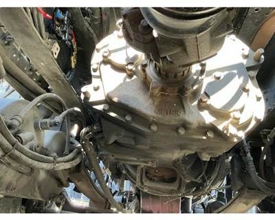 Eaton-Fuller FR15210B Transmission for a Mack CXU613