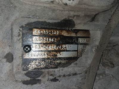 Eaton-Fuller FRO15210B Transmission for a Mack CXU633T