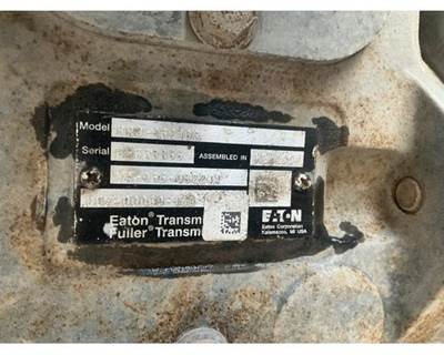 Eaton-Fuller FRO15210C Transmission for a Freightliner Cascadia 125