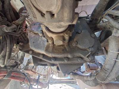 Eaton-Fuller FRO16210B Transmission for a Peterbilt 386