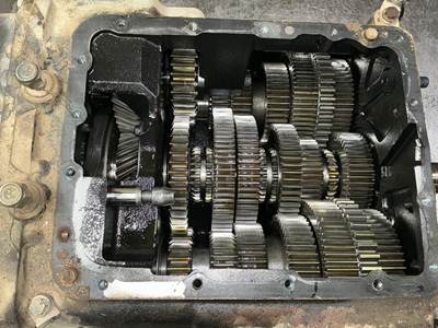 Eaton-Fuller FRO16210C Transmission