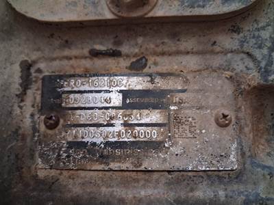 Eaton-Fuller FRO16210C Transmission for a Peterbilt 384
