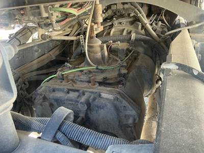 Eaton-Fuller FRO16210C Transmission for a Peterbilt 384