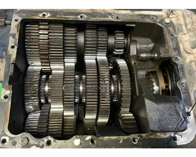 Eaton-Fuller FRO16210C Transmission