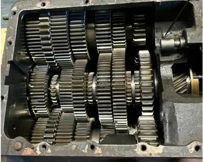 Eaton-Fuller FRO16210C Transmission