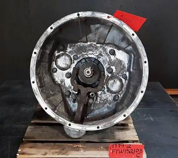 Eaton-Fuller FRW15210B Transmission for a Freightliner Cascadia 125