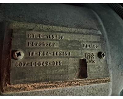 Eaton-Fuller RTLO16913A Transmission for a Freightliner CASCADIA