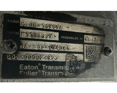 Eaton-Fuller RTOC16909A Transmission for a Freightliner Cascadia 126