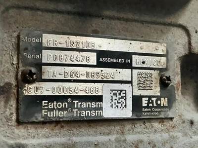 Fuller FR15210B Transmission for a Freightliner Cascadia 125
