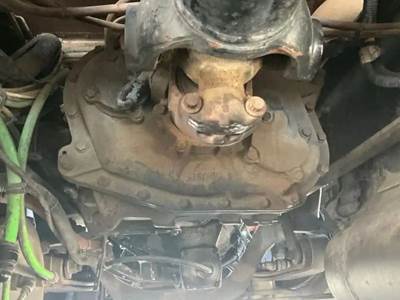Fuller FRW15210B Transmission for a Freightliner Cascadia 125