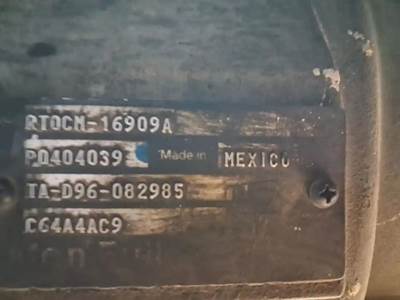 Fuller RTOCM16909A Transmission for a International Prostar