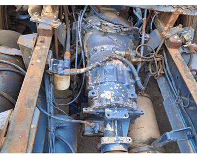 International 1853 Transmission