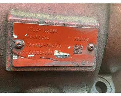 International LT625 Transmission