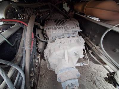 Mack CXU613T Transmission