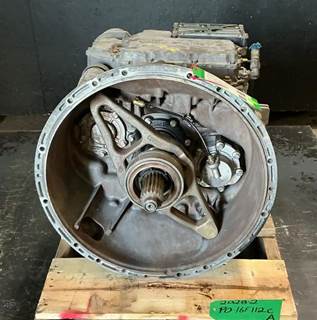 Paccar PO-16F112C Transmission for a Peterbilt 579