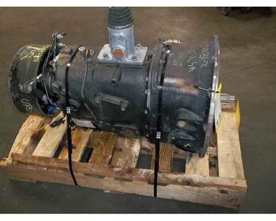 Spicer ES56-5A Transmission for a International 1552-SC