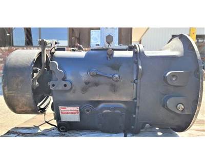 Spicer ES56-5A Transmission for a International 1652