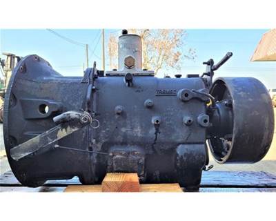 Spicer ES56-5A Transmission for a International 1652