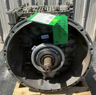 Volvo ATO2512C Transmission for a Volvo VNL