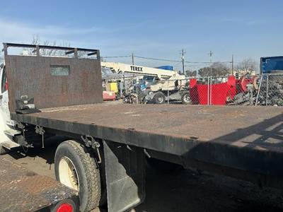 Freightliner M2 106 Truck Body