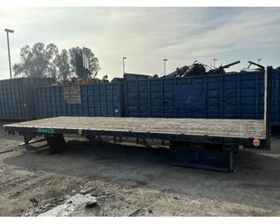 Freightliner M2 106 Truck Body