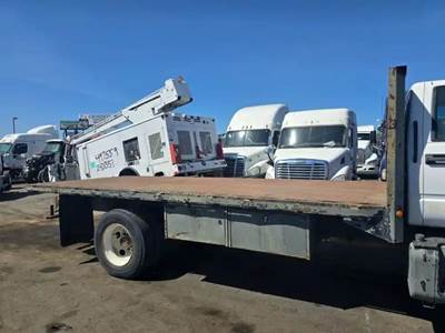 GMC TopKick C7000 Truck Body