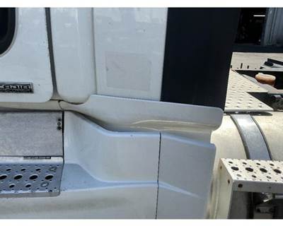 Freightliner Cascadia 113 Truck Skirt for a Freightliner CASCADIA