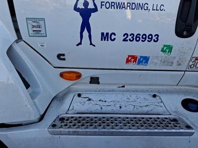 International LT625 Truck Skirt