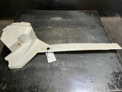 International LT625 Truck Skirt